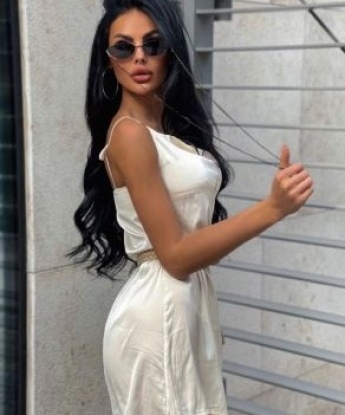 Маня, 21